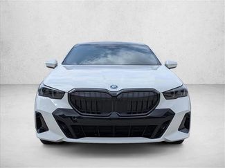 Used 2026 BMW 550e xDrive w/ Executive Package video 2