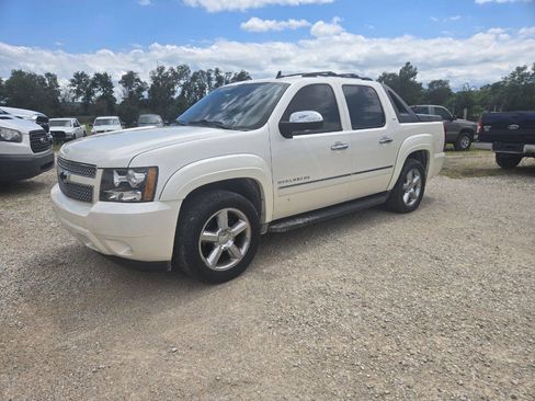 Used 2011 Chevrolet Avalanche LTZ AWD/4WD image 1