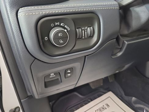 Used 2021 RAM 1500 Limited image 16