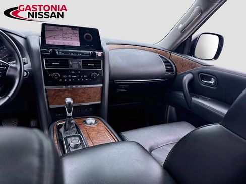 Used 2024 Nissan Armada SL w/ Captain's Chairs Package AWD/4WD image 27