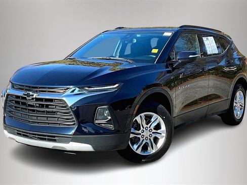 Certified 2021 Chevrolet Blazer LT image 3