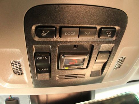 Certified 2023 Toyota Camry SE w/ Cold Weather Package image 34