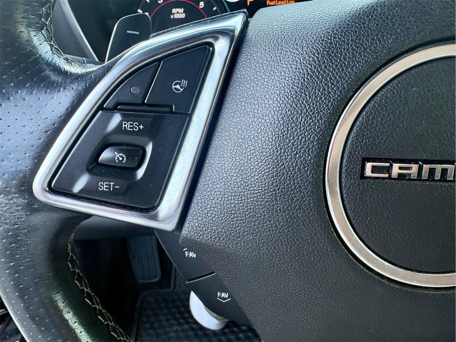Used 2017 Chevrolet Camaro SS RWD image 17