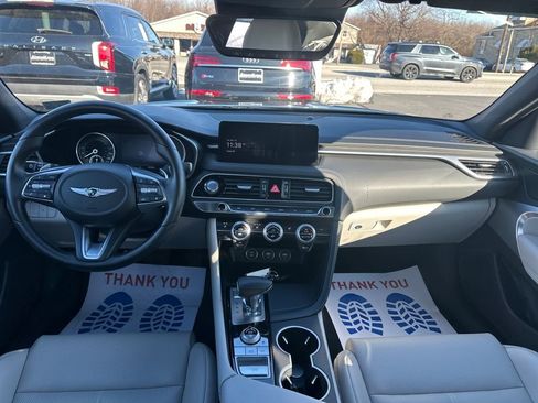 Used 2023 Genesis G70 2.0T image 17
