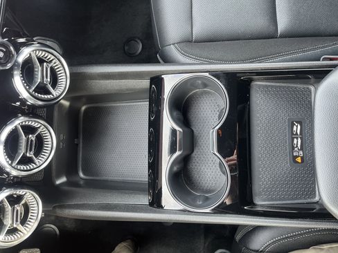 Used 2024 Chevrolet Blazer EV LT image 32