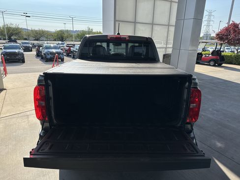 Used 2022 Chevrolet Colorado Z71 image 18