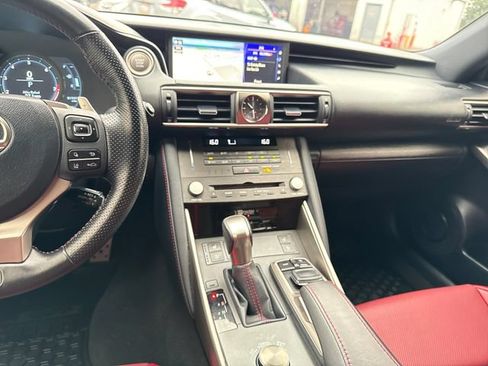 Used 2019 Lexus IS 350 AWD image 21