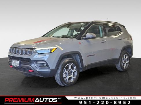 Used 2022 Jeep Compass Trailhawk w/ Trailhawk Elite Group AWD/4WD image 1