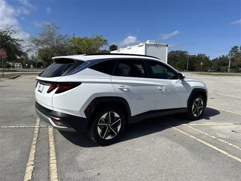 New 2025 Hyundai Tucson SEL image 10
