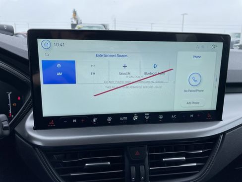 New 2026 Ford Escape SE image 15