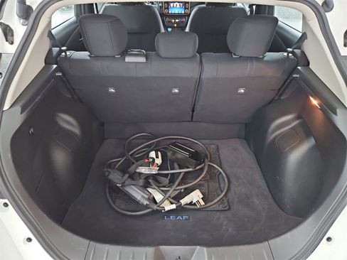 Used 2022 Nissan Leaf S image 34