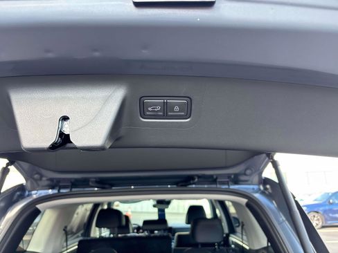 Certified 2025 Hyundai Santa Fe SEL image 15