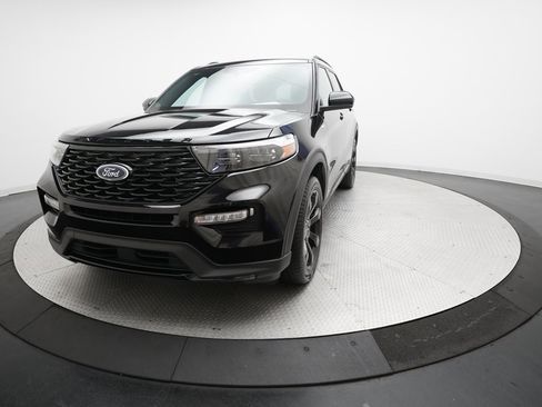 Used 2023 Ford Explorer ST-Line w/ Class IV Trailer Tow Package image 34