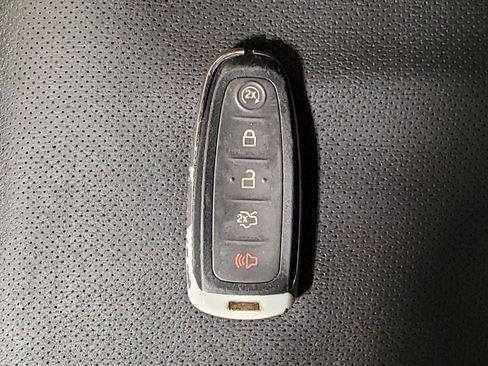Used 2014 Ford Flex Limited w/ Equipment Group 301A FWD image 32