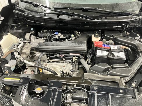 Used 2016 Nissan Rogue SL w/ SL Premium Package image 11