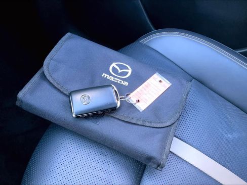 Used 2024 MAZDA CX-90 Plug-In Hybrid w/ Premium Plus image 14