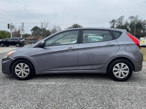 Used 2016 Hyundai Accent SE image 11