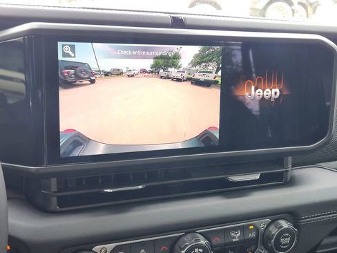 New 2026 Jeep Gladiator Mojave AWD/4WD image 13