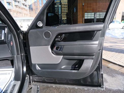 Used 2019 Land Rover Range Rover Autobiography image 43