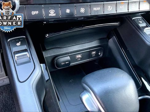Used 2025 Kia Telluride S AWD/4WD image 30