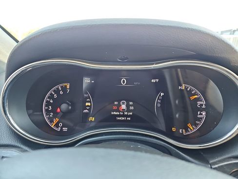 Used 2016 Jeep Grand Cherokee Limited w/ Luxury Group II image 23