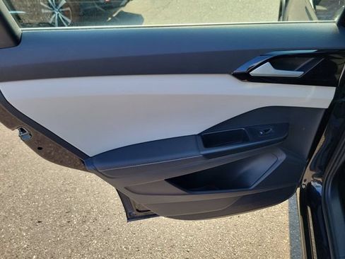 Certified 2025 Volkswagen Taos S FWD image 8