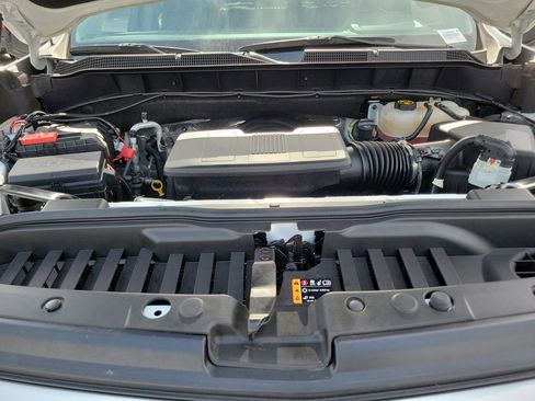 Used 2023 Chevrolet Silverado 1500 RST w/ Z71 Off-Road Package image 33