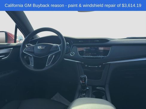 Used 2025 Cadillac XT5 Luxury FWD image 13