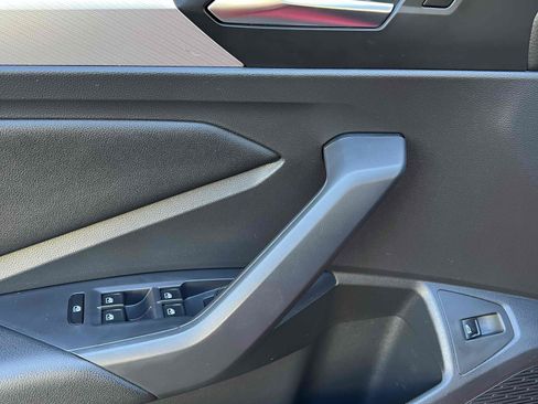 Used 2019 Volkswagen Jetta S image 58