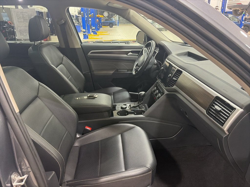 Used 2022 Volkswagen Atlas SE AWD/4WD image 11