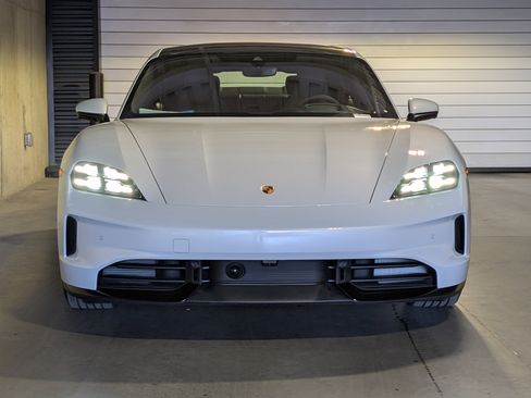 New 2026 Porsche Taycan image 12