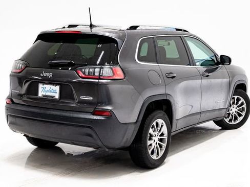 Used 2019 Jeep Cherokee Latitude Plus FWD image 32
