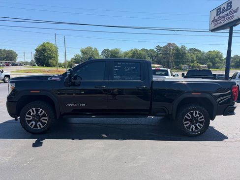Used 2021 GMC Sierra 2500 AT4 w/ AT4 Premium Plus Package AWD/4WD image 9