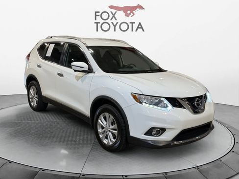 Used 2016 Nissan Rogue SV w/ SV Premium Package image 7