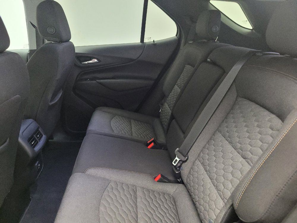 Used 2020 Chevrolet Equinox LT w/ Driver Convenience Package AWD/4WD image 18