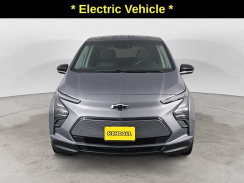 Certified 2023 Chevrolet Bolt LT FWD image 2