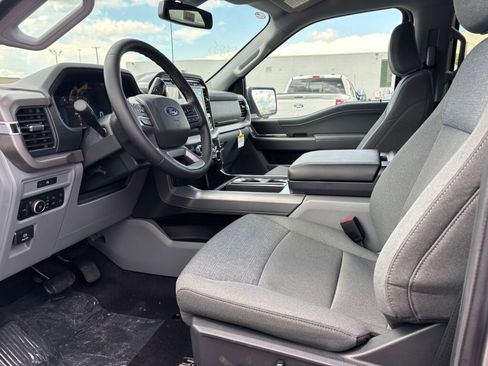 New 2025 Ford F150 XLT w/ Equipment Group 302A MID image 7