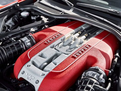 Used 2020 Ferrari 812 Superfast RWD image 20