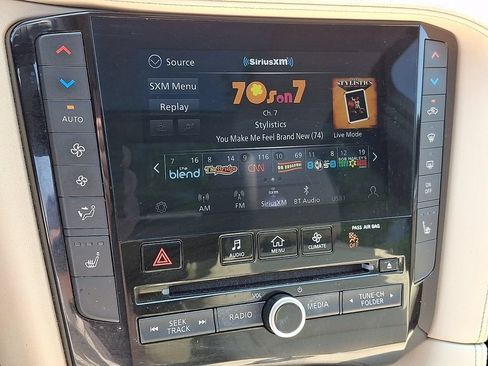 Used 2020 INFINITI QX50 Luxe w/ Navigation Package AWD/4WD image 17
