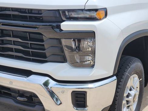 New 2026 Chevrolet Silverado 2500 W/T w/ WT/CX Safety Package AWD/4WD image 17
