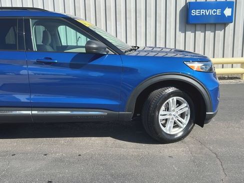 Used 2022 Ford Explorer XLT w/ Class IV Trailer Tow Package AWD/4WD image 18