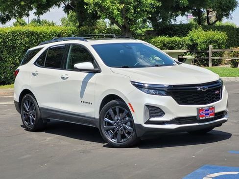 Used 2024 Chevrolet Equinox RS FWD image 2