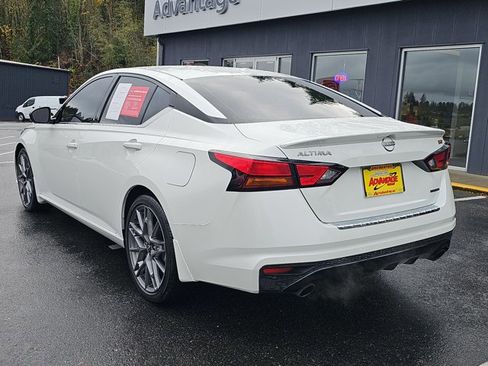 Certified 2023 Nissan Altima 2.0 SR image 3