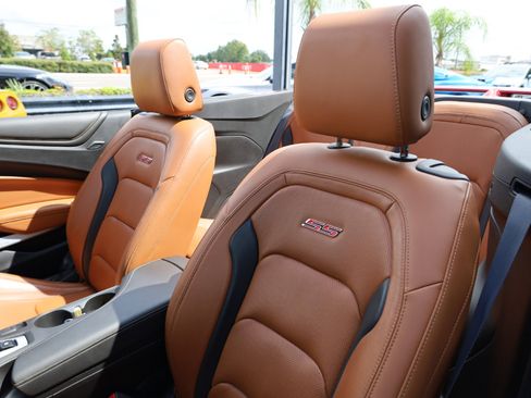 Used 2017 Chevrolet Camaro SS image 9