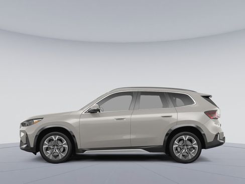 New 2026 BMW X1 xDrive28i w/ Technology Package image 2