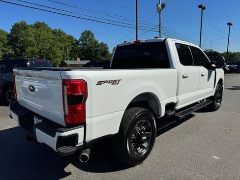 Used 2024 Ford F250 Lariat w/ Lariat Ultimate Package AWD/4WD image 9