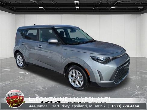 Certified 2023 Kia Soul LX w/ Option Group 015 image 7