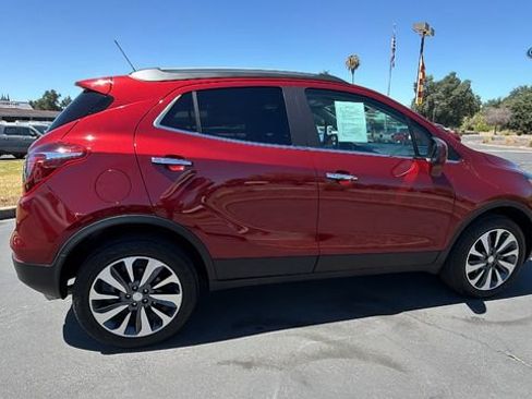 Used 2022 Buick Encore Preferred w/ Safety Package AWD/4WD image 3