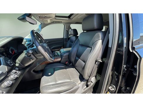 Used 2018 Chevrolet Tahoe Premier AWD/4WD image 24