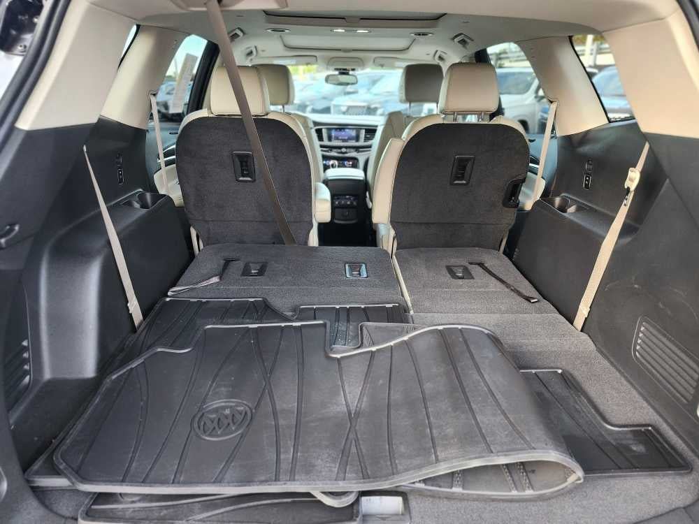 Used 2020 Buick Enclave Essence AWD/4WD image 8